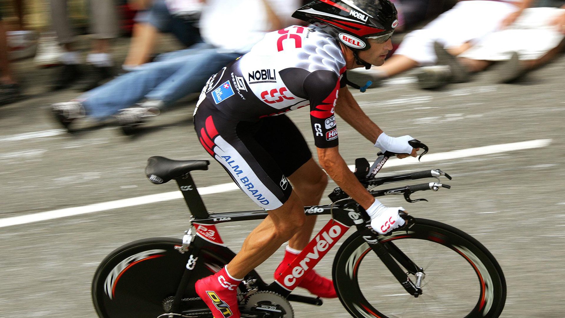 开云体育ios下载-对比分析：传统赛制与创新玩法的优劣，各类创新赛事如火如荼